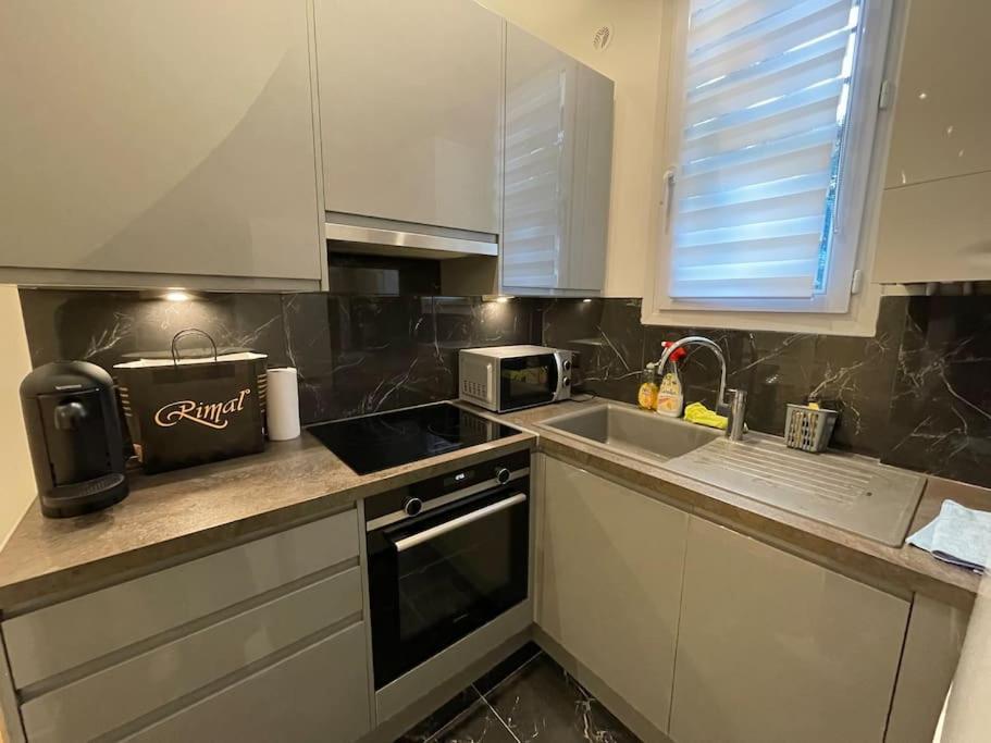 Paris Centre Clamart Hopital Percy Appart 2 Pieces Tres Lumineux Grand Екстериор снимка